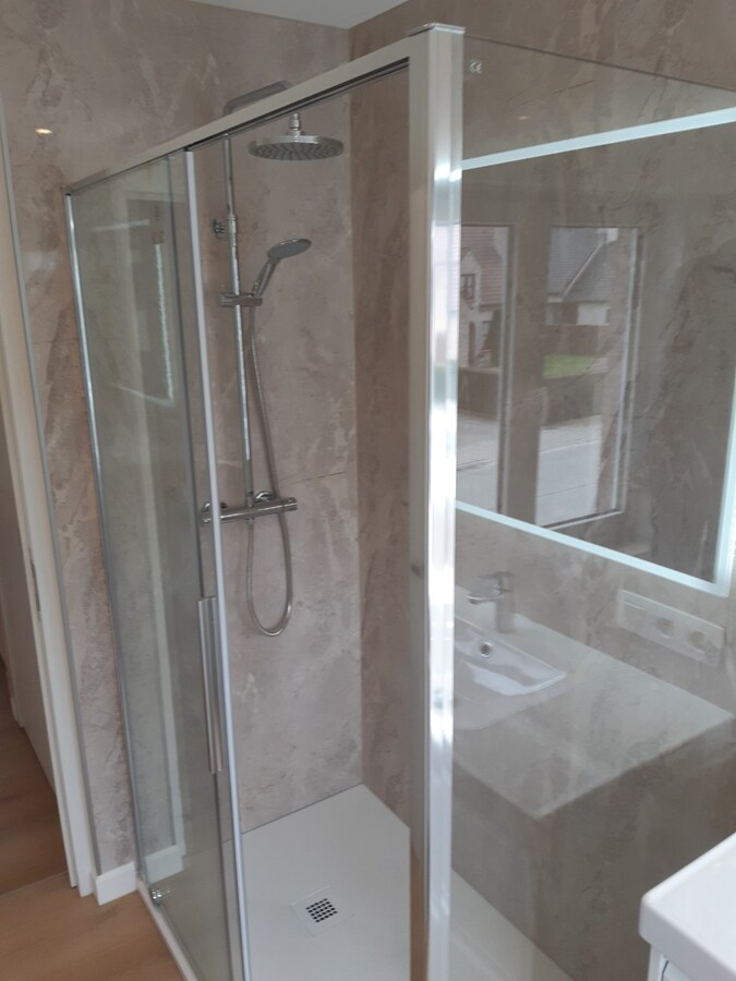 Praktisch en ruim wonen. 