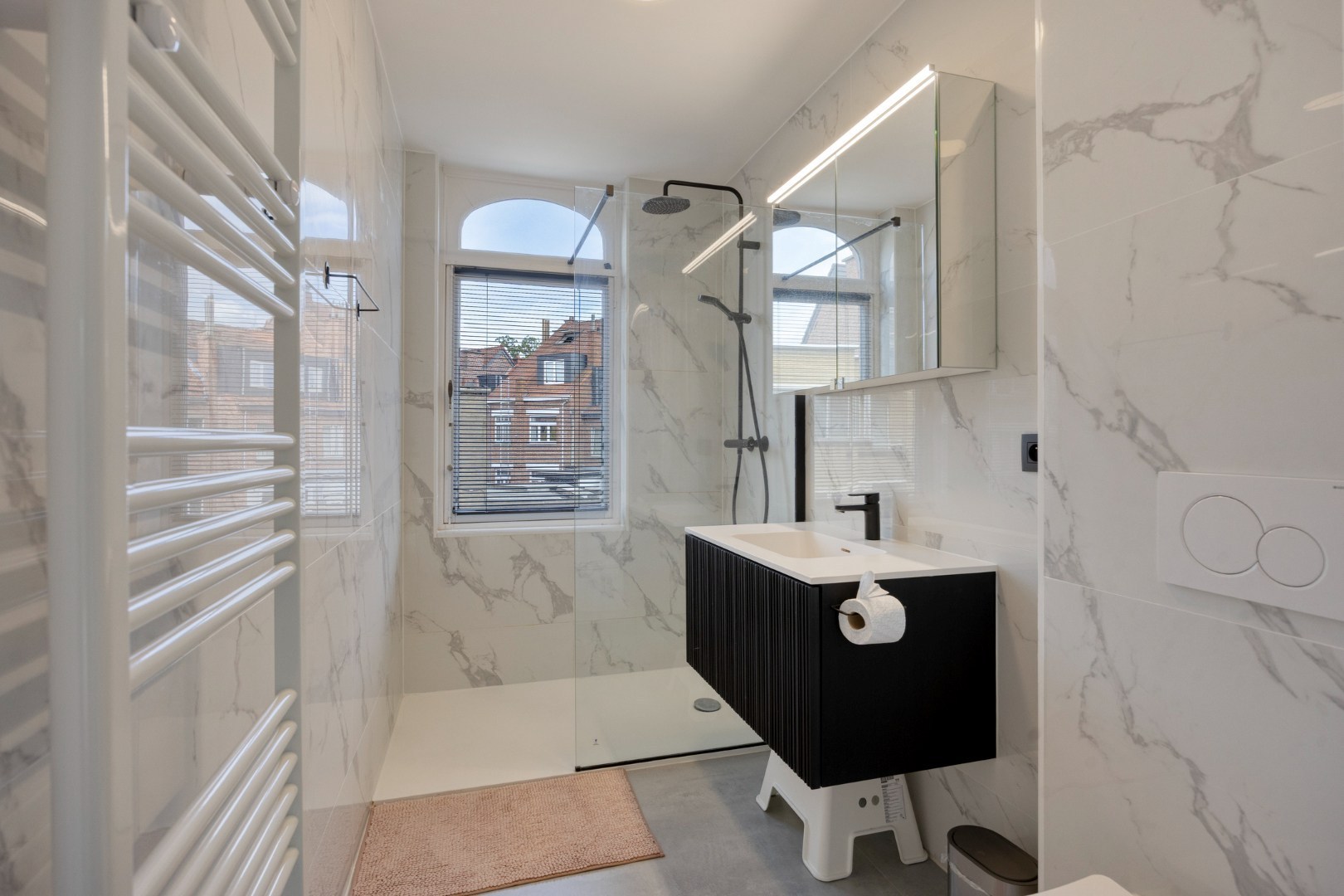 Prachtig herenhuis met 4 slaapkamers, 2 badkamers in Leuven centrum - EPC 77Kwh/m² 