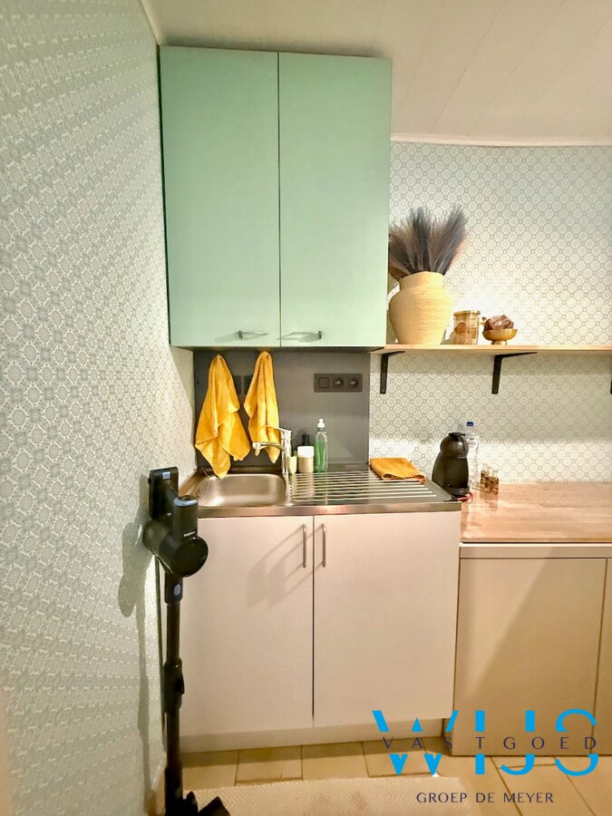 Toffe winkelruimte in centrum Ertvelde ! 