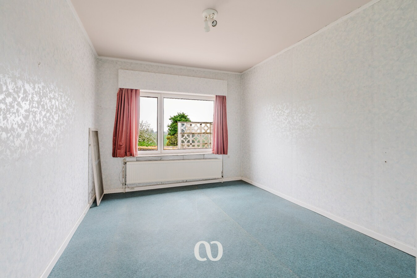 Bungalow met prachtig uitzicht en volledige onderkeldering in Heurne 