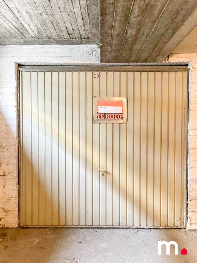 Garage te koop pal in het centrum van Kortrijk ! 