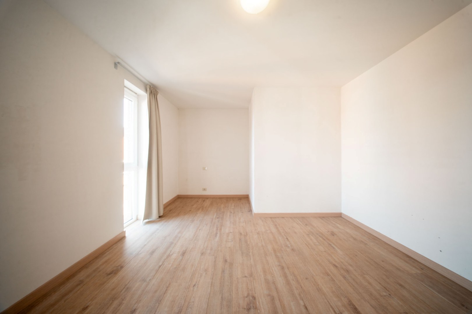 Instapklaar appartement met 3 slaapkamers, terras en garage 