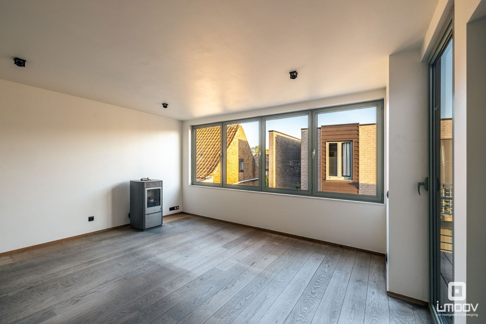 Charmant tweeslaapkamer appartement met terras in rustig woonerf 
