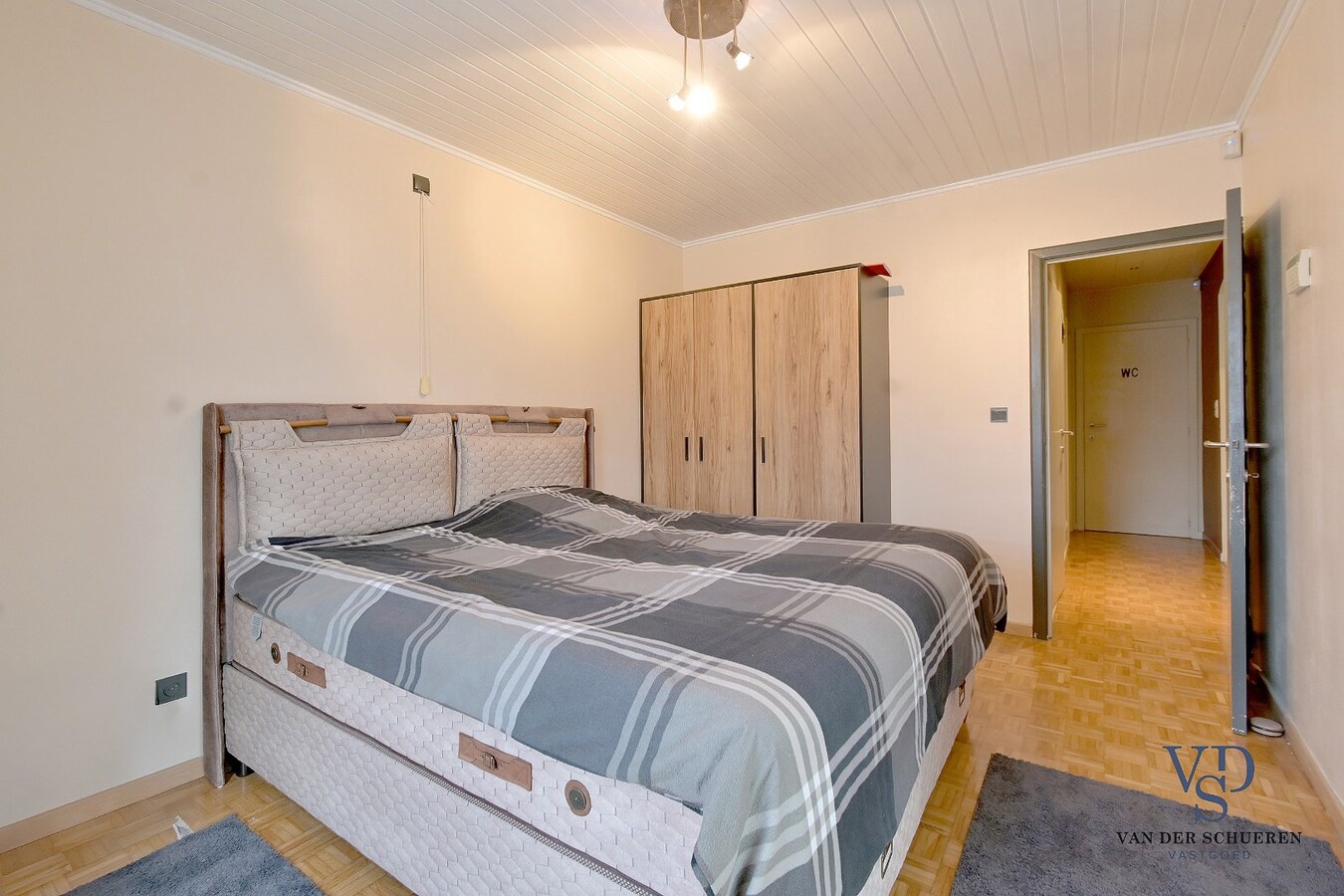 Tijdloze villa in residentiële wijk te Nazareth. 