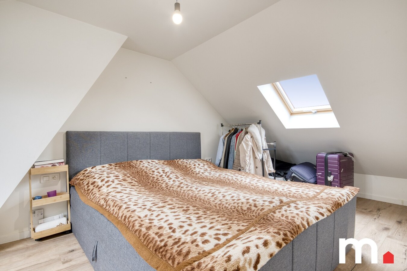 Instapklare woning te Ingelmunster met 3 slaapkamers en uitweg achteraan! 