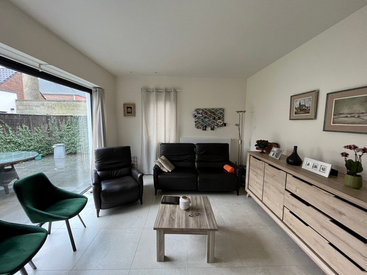 Energiezuinig, gelijkvloers 2-slpk-appartement 