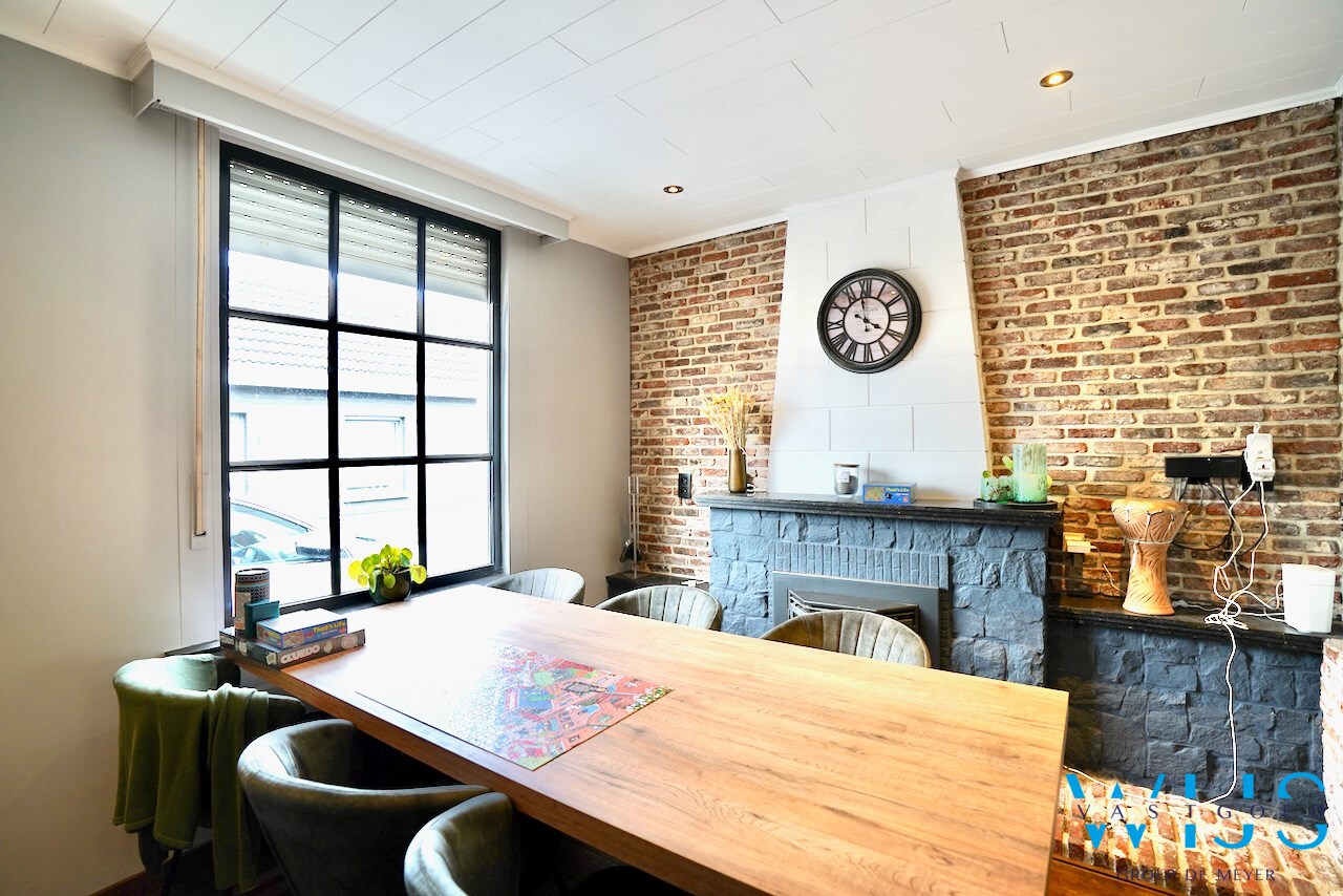 Instapklaar woonhuis op perceel van 450m² te ERTVELDE ! 