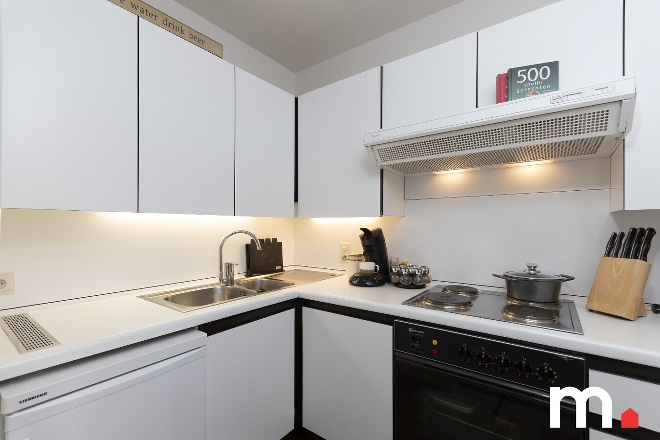 Lichtrijk instapklaar appartement  te Roeselare! INVESTERINGSOPPORTUNITEIT ! 