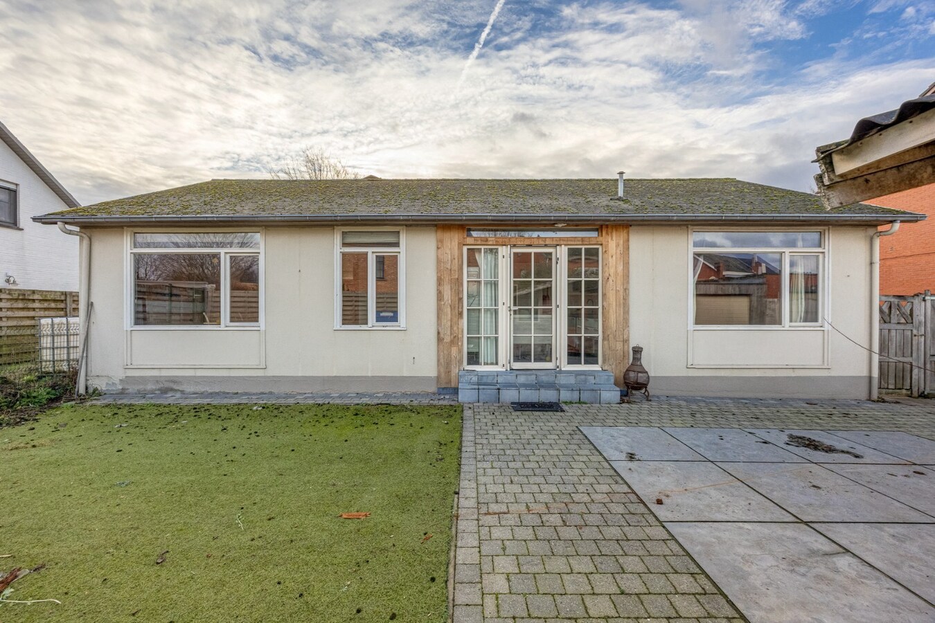 Op te frissen open bebouwing in het centrum van Sint-Antonius 