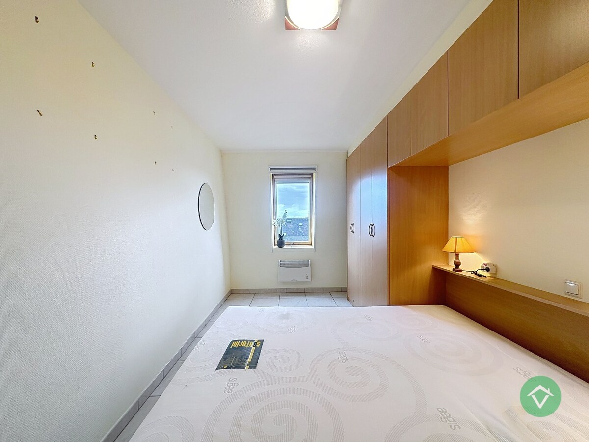 Lichtrijk 2-slaapkamerappartement op topligging op 100m van de zeedijk in Sint-Idesbald 