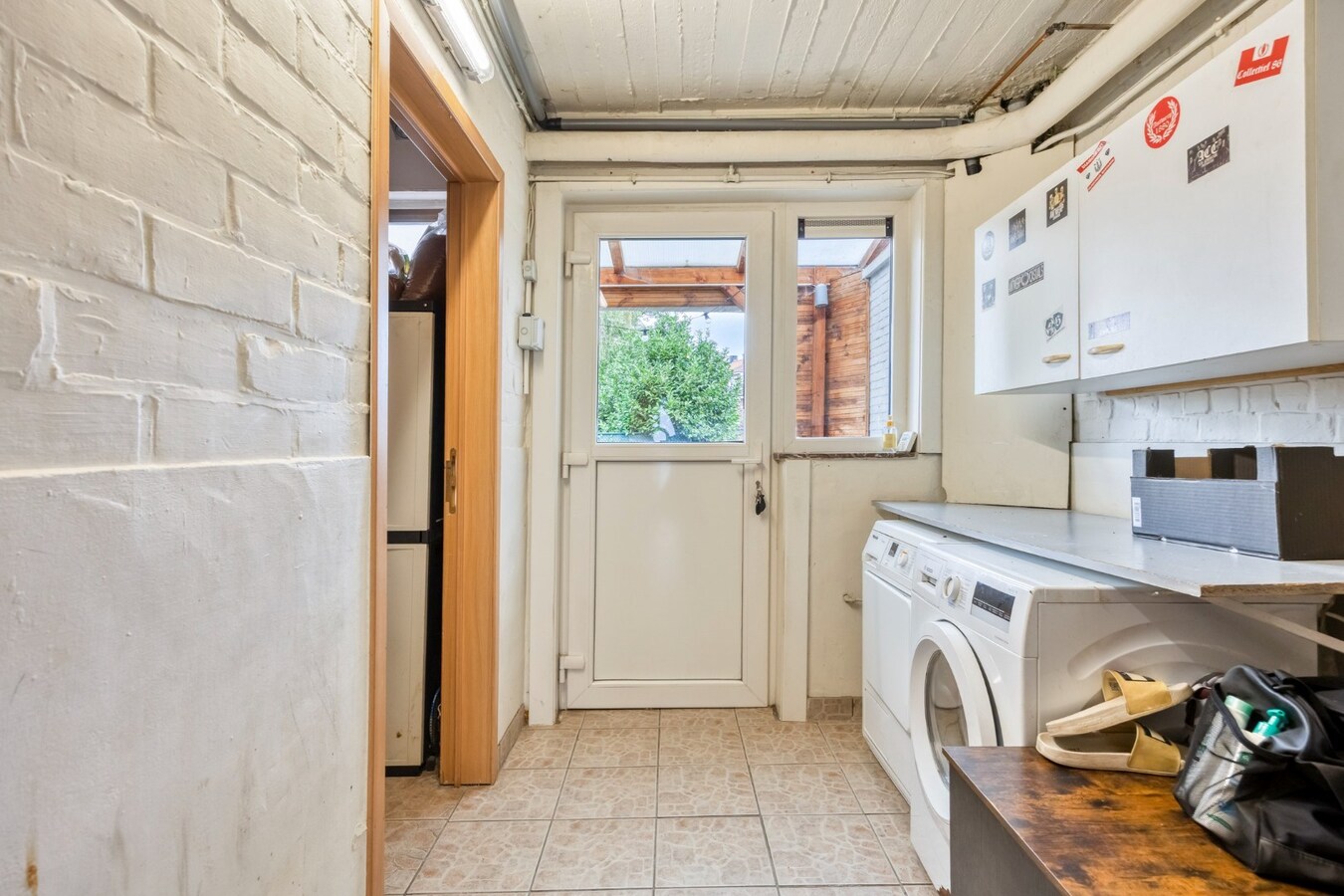 Instapklare woning met garage en tuin te Edegem 