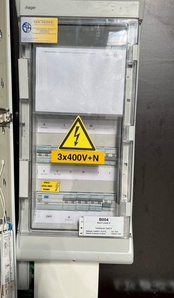 Recent magazijn te huur in Evergem