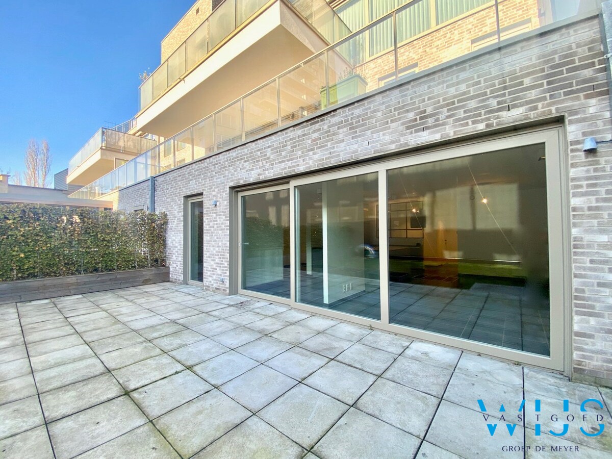 Instapklaar gelijkvloers appartement te CENTRUM GENT ! 