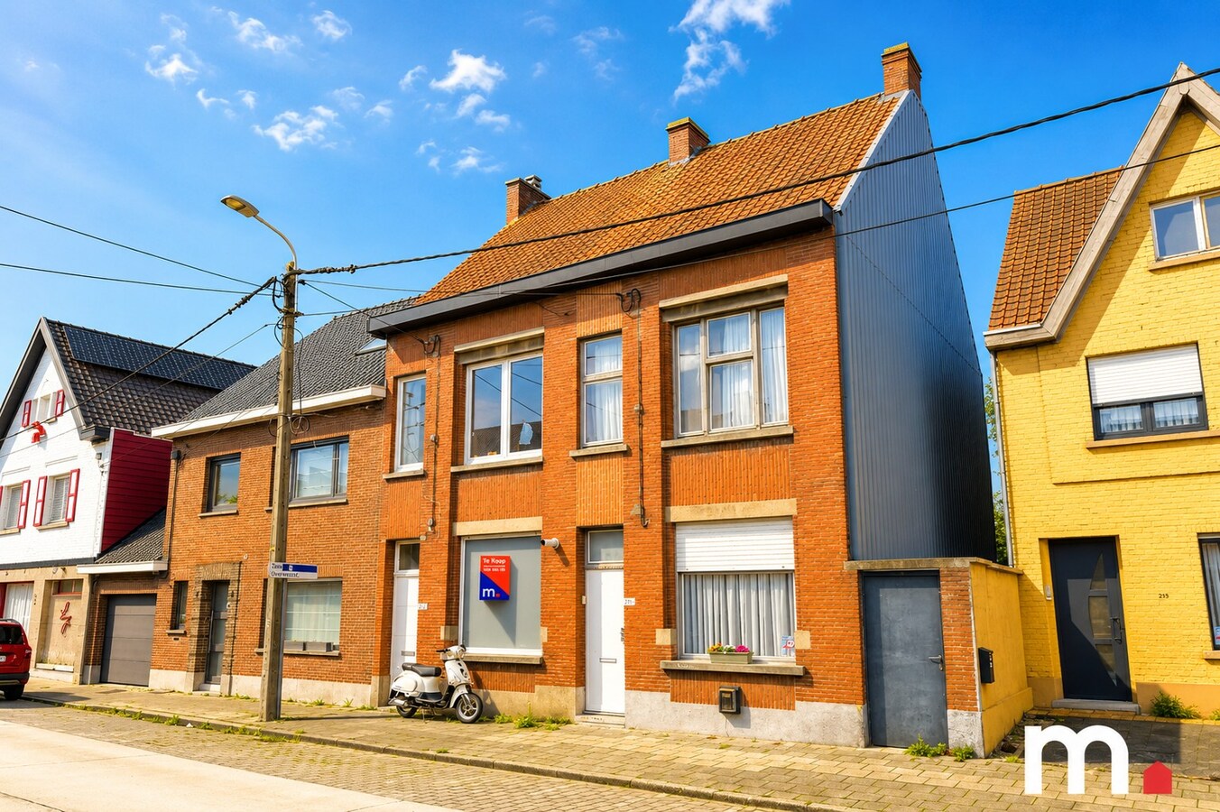 Charmante rijwoning te koop dichtbij centrum Roeselare 