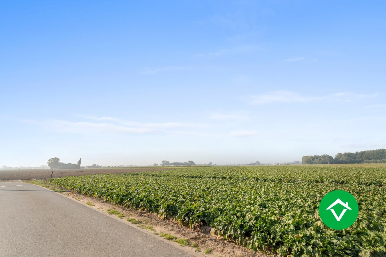 Charmante landelijke woning met drie slaapkamers, ruime garage en prachtig vergezicht te Bovekerke (Koekelare) 