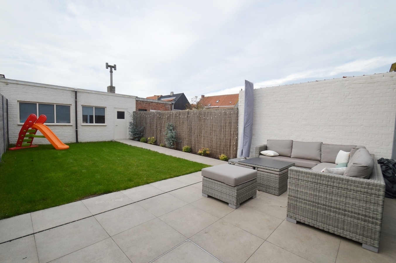 Knap gerenoveerde gezinswoning met tuin - Zeebrugge 