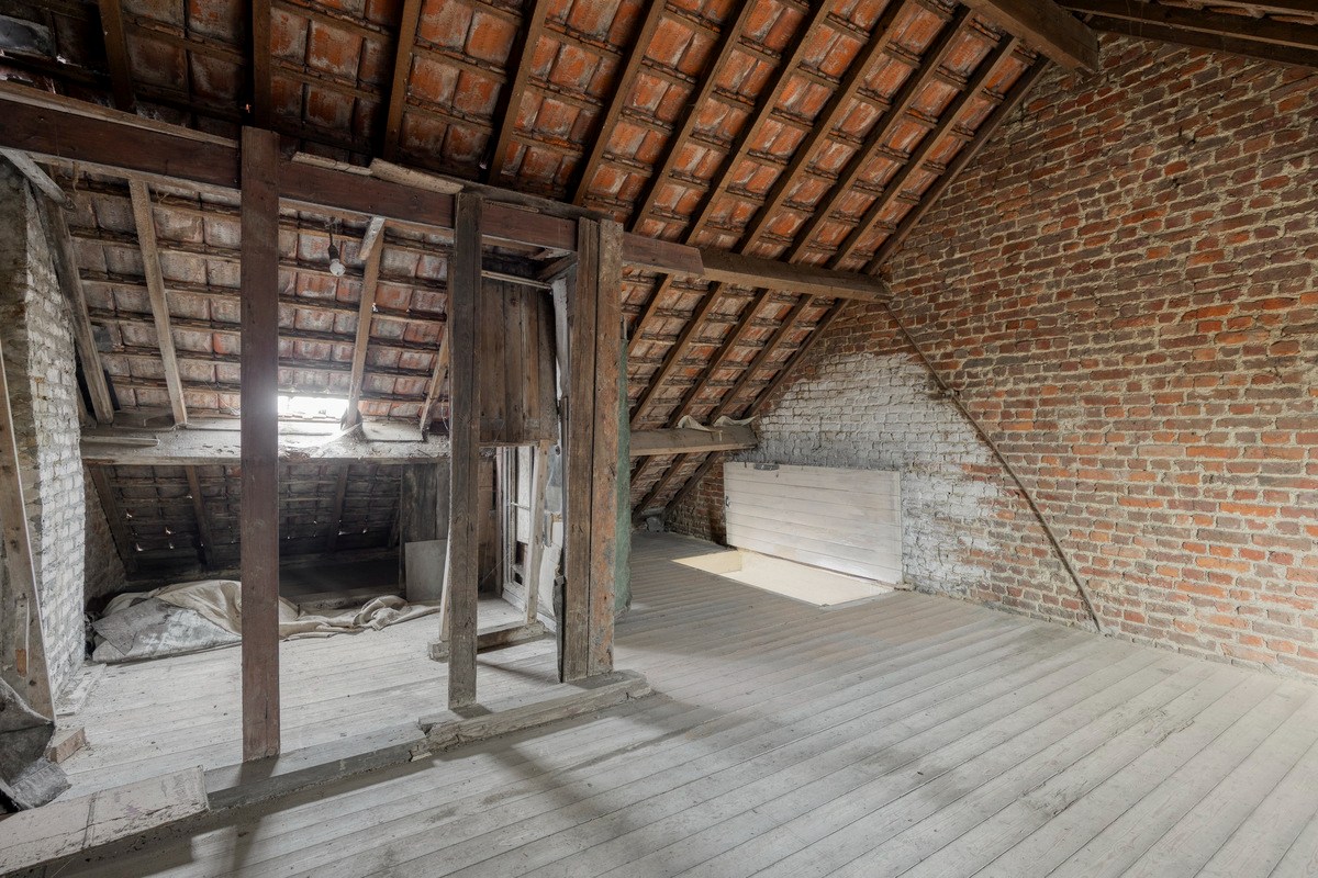 Half open bebouwing met 3 slaapkamers, tuin, terras en tuinhuis in Kessel-Lo! – EPC F kWh/m² - bewoonbare opp. 128 m² 