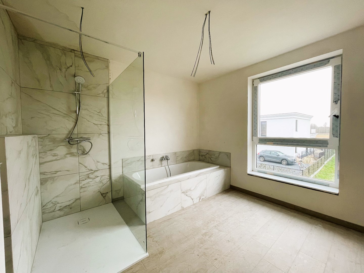 Halfopen nieuwbouwwoning op 394 m² 