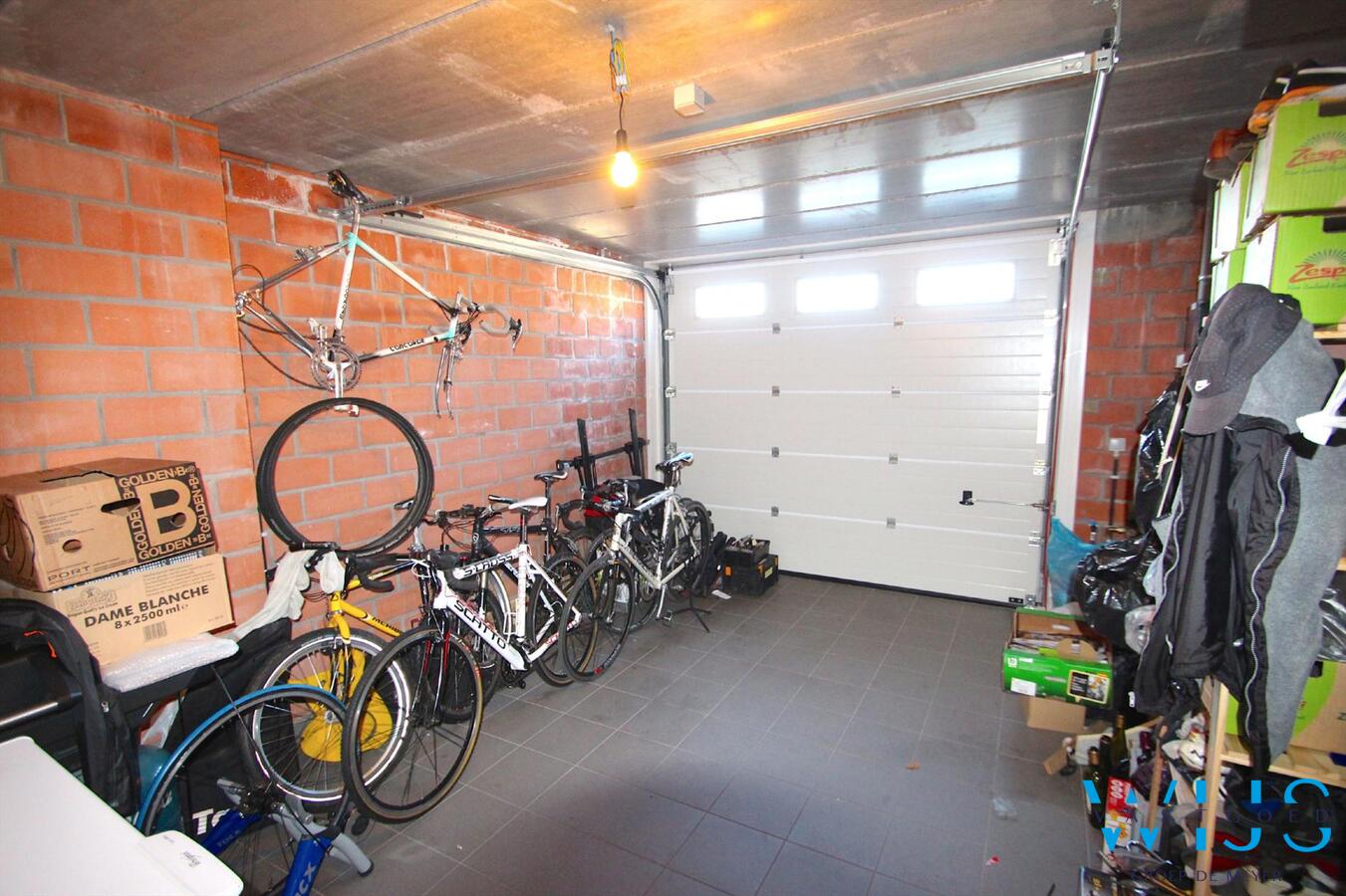 Energiezuinige ruime nieuwbouwwoning CENTRUM ERTVELDE ! 