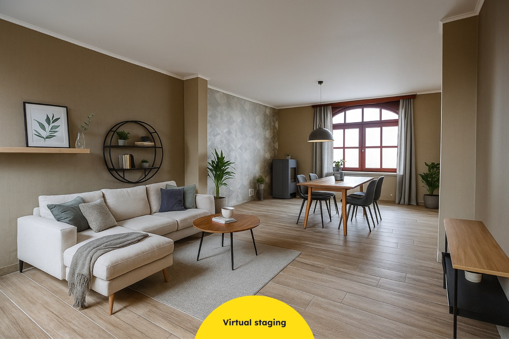 Ruime woning met dubbele garage en knappe uitzichten te centrum Veurne 