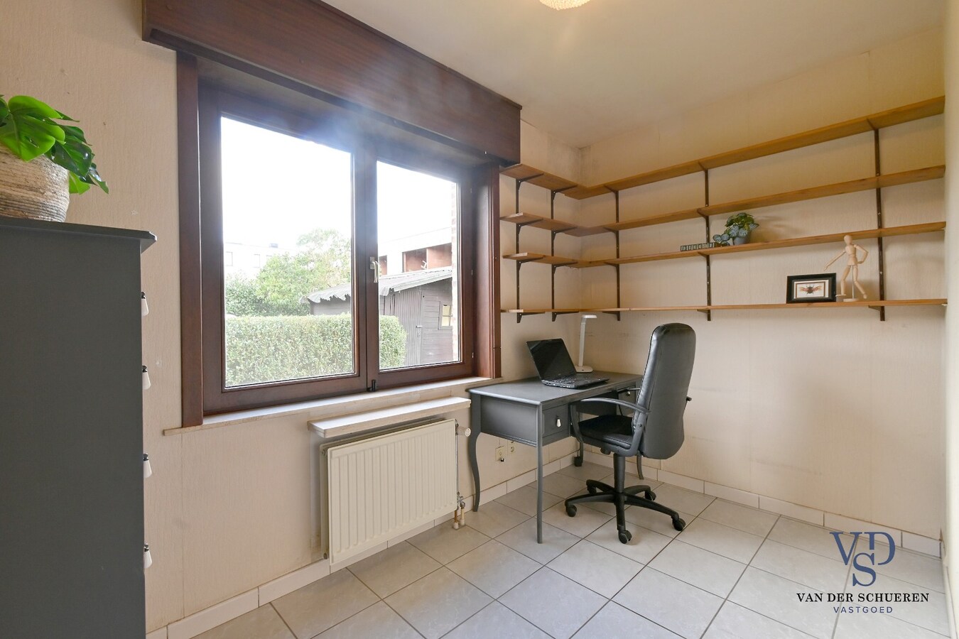 Tijdloze bungalow in een residentiële verkaveling 