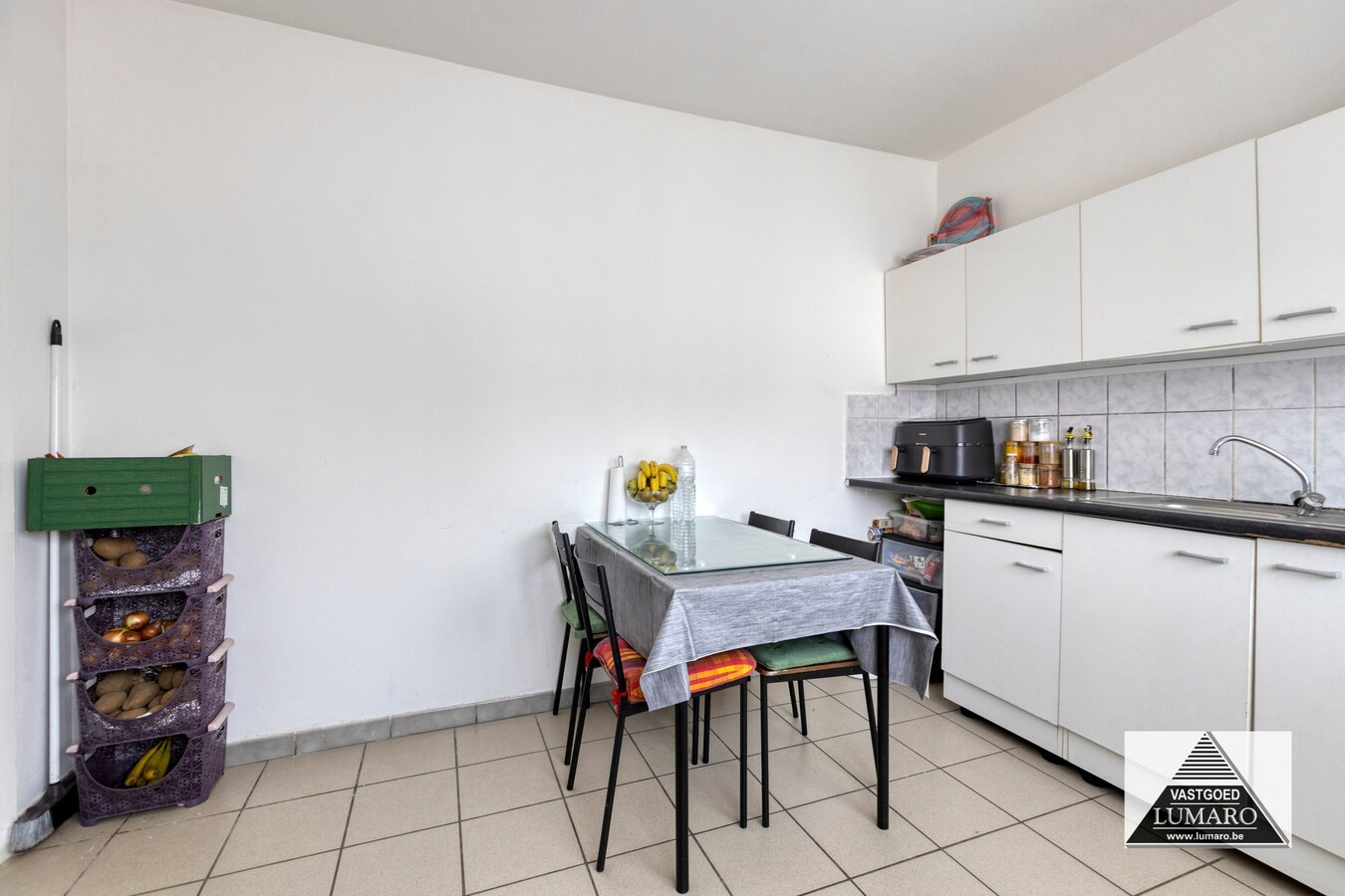 4 verhuurde appartementen in residentiële omgeving 