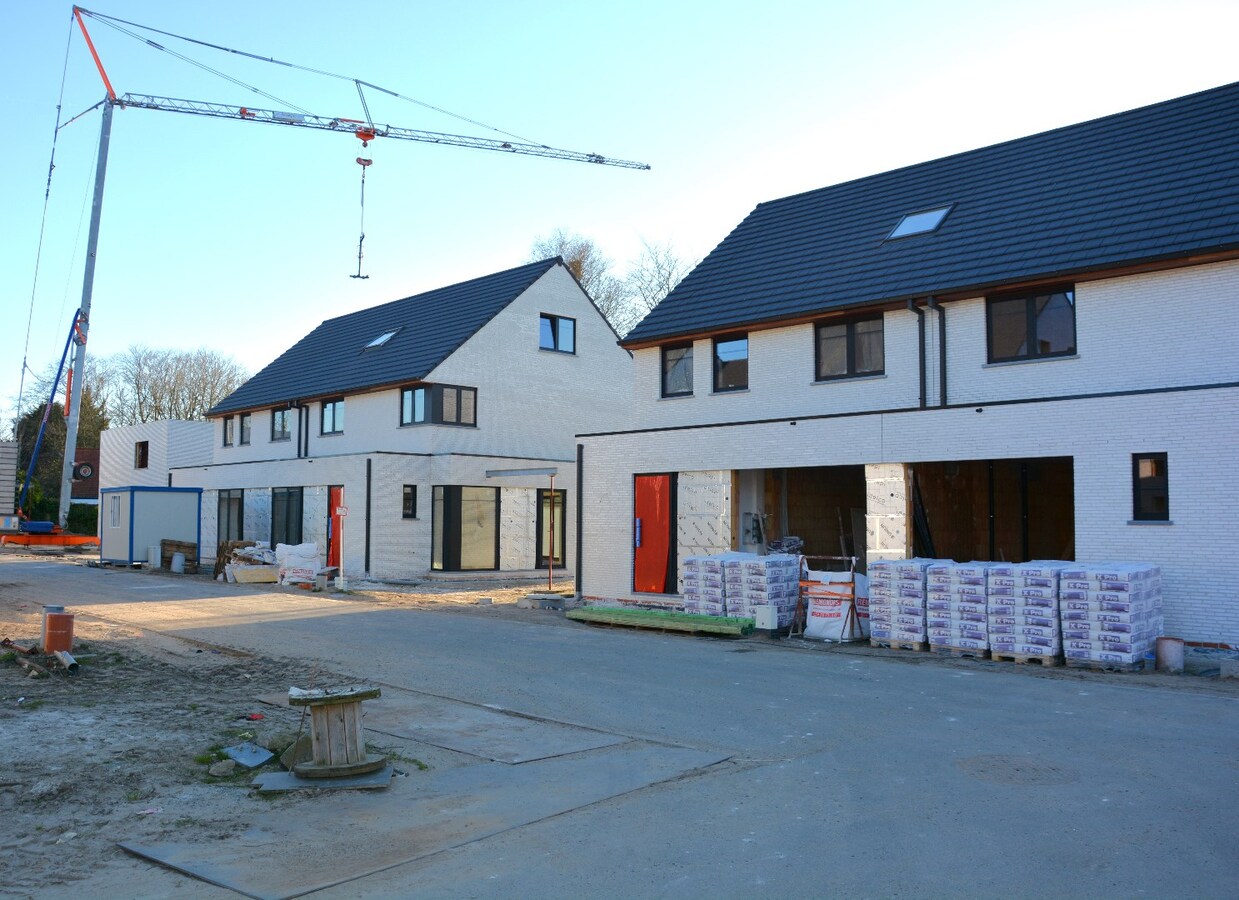 Nieuwbouwproject met mogelijkheid tot 5 slaapkamers op een uitstekende ligging in centrum Jabbeke 