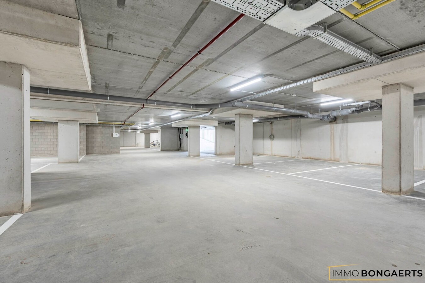 Gelijkvloers nieuwbouwappartement met 3 slaapkamers 