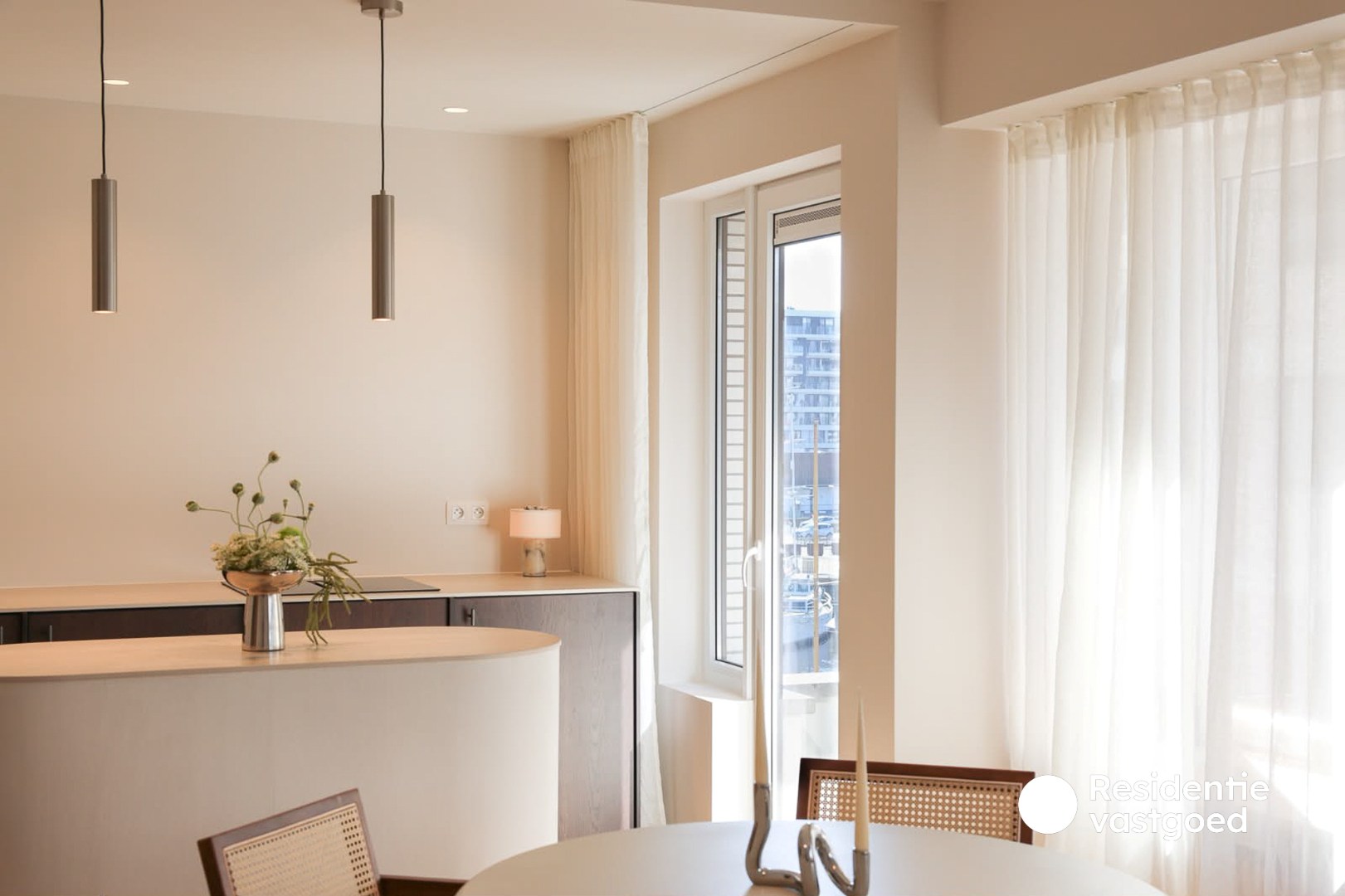 Ruim en volledig gerenoveerd appartement op topligging in Oostende 