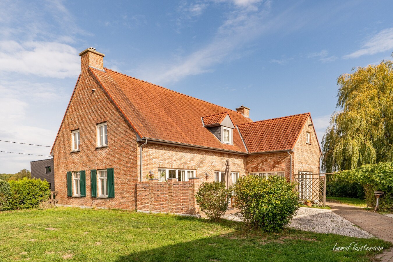 Instapklare hoeve met paardenfaciliteiten op ca. 2,5 ha te Gruitrode (Oudsbergen) 