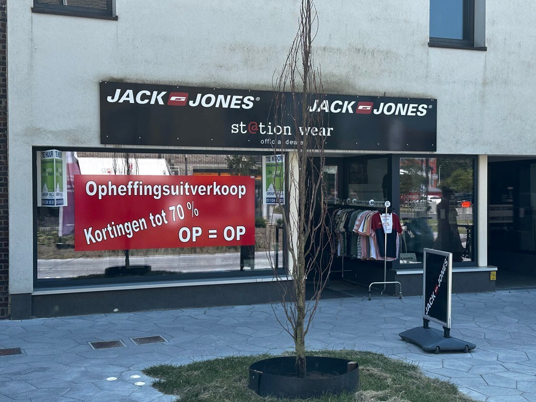 Te koop commerciële winkel - Houthalen-Helchteren