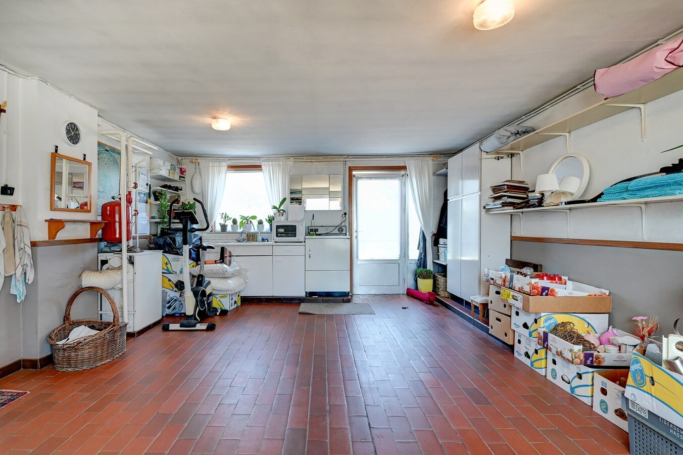 Zeer goed onderhouden huis met 3 slaapkamers 