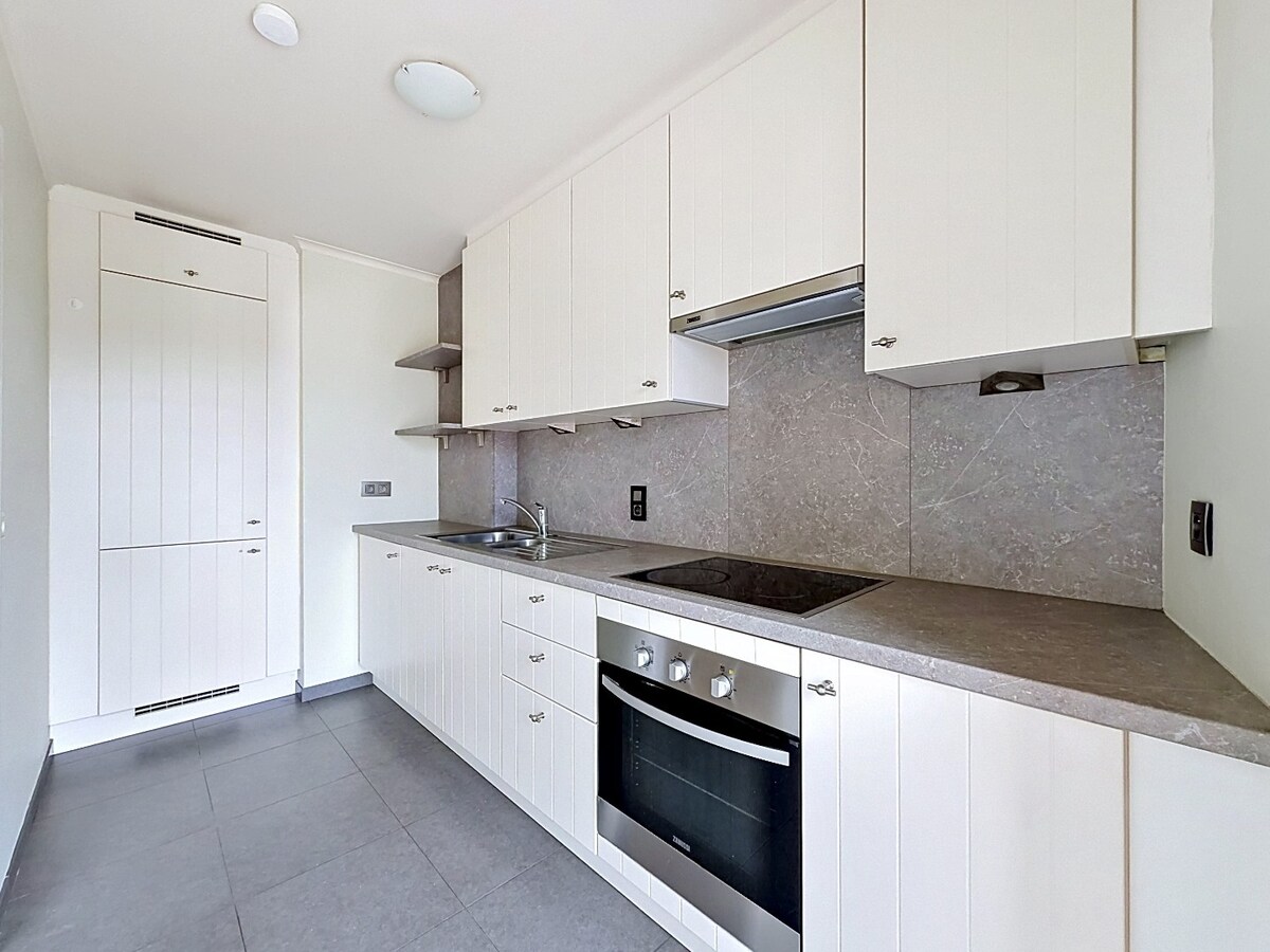 Energiezuinig tweekamerappartement met garage centrum Zottegem 