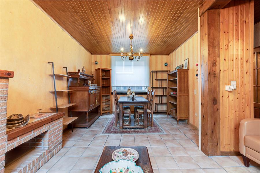 Unieke opportuniteit: charmante rijwoning in centrum Wetteren 