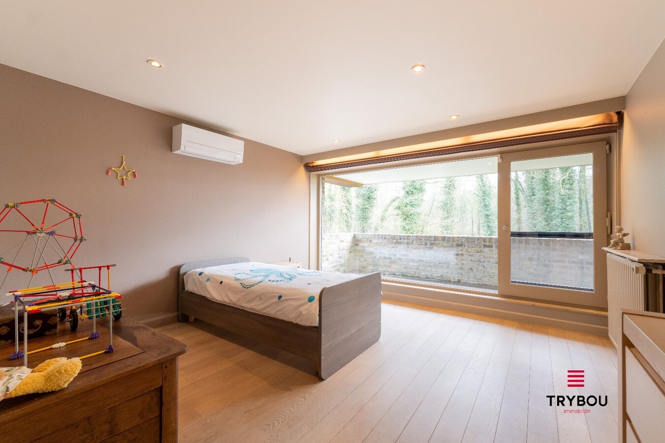 Exclusieve villa aan de bosrand te Houthulst 