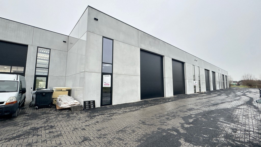 Nieuwbouw opslagruimte te huur in Deinze