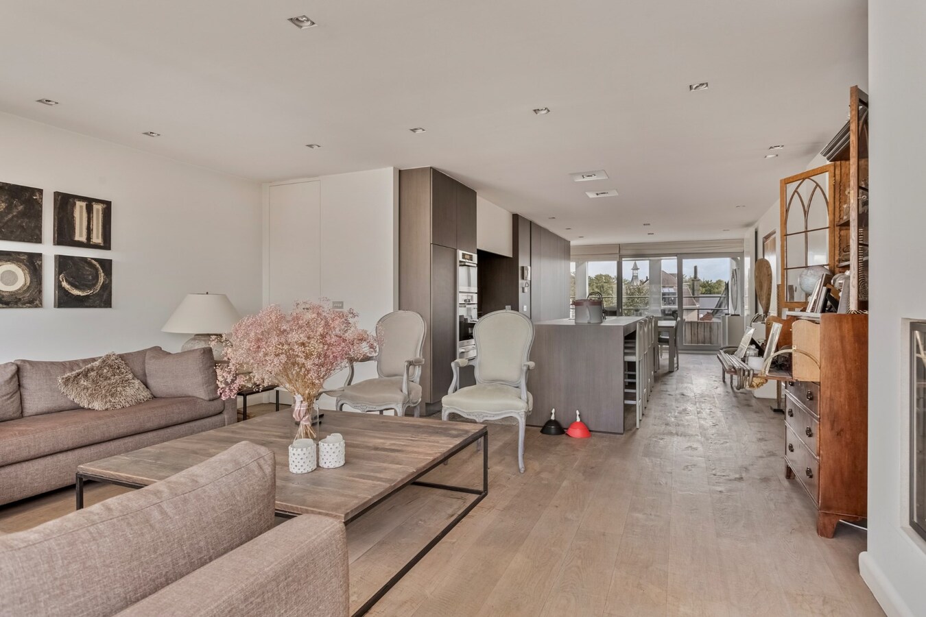 Prachtige penthouse met dakterras - te huur 