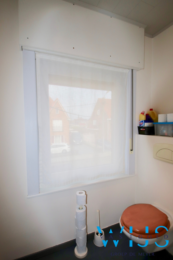 Super gezellige instapklare woning in Hartje Assenede ! 