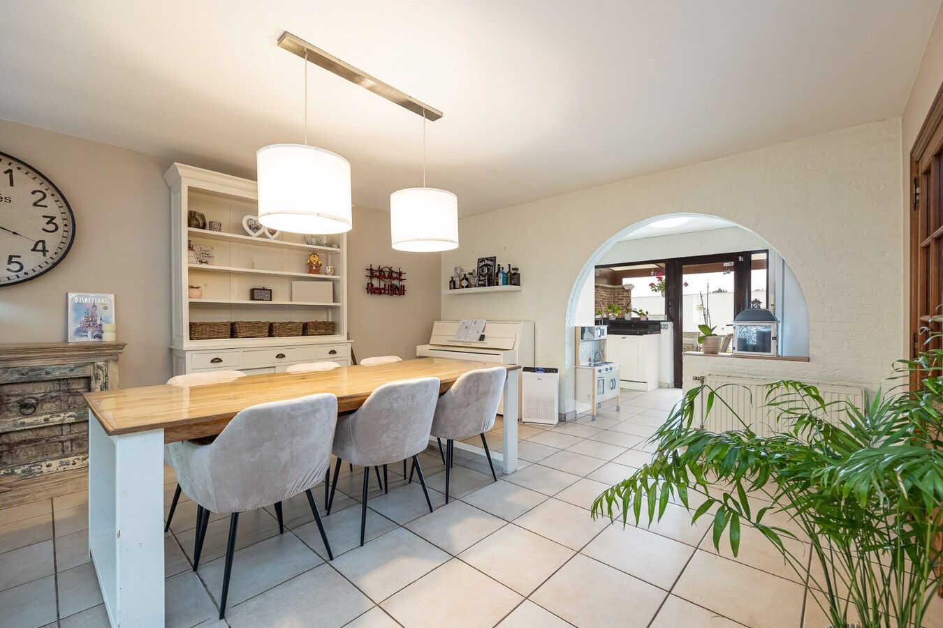 Prachtige woning 243 m² met 4 slaapkamers (met mogelijkheid tot kangoeroewoning) 