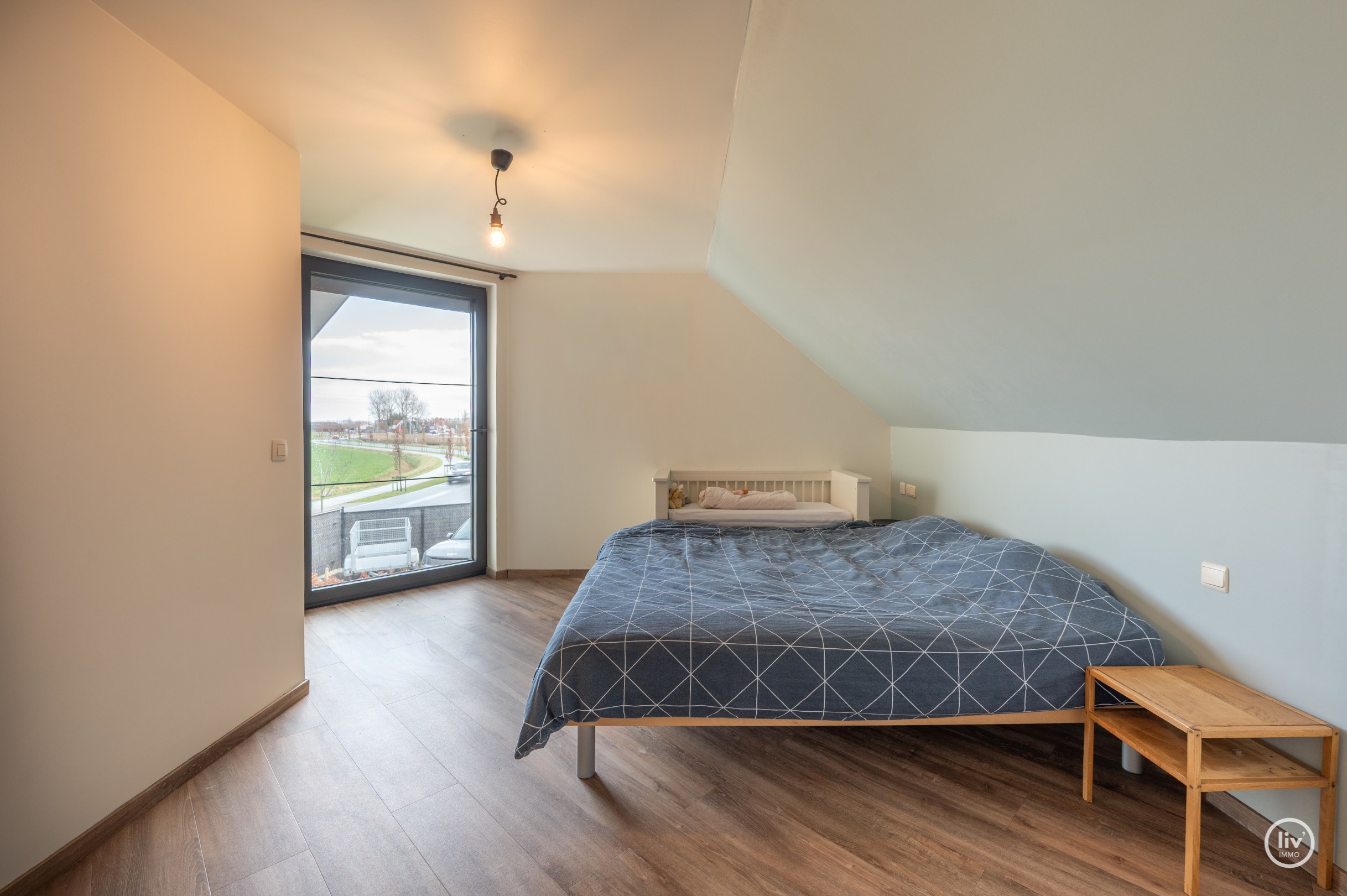 Centrale gelegen villa gelegen op een boogscheut van Knokke Centrum met ruim perceel (ideaal in combinatie met een commerciële activiteit) 