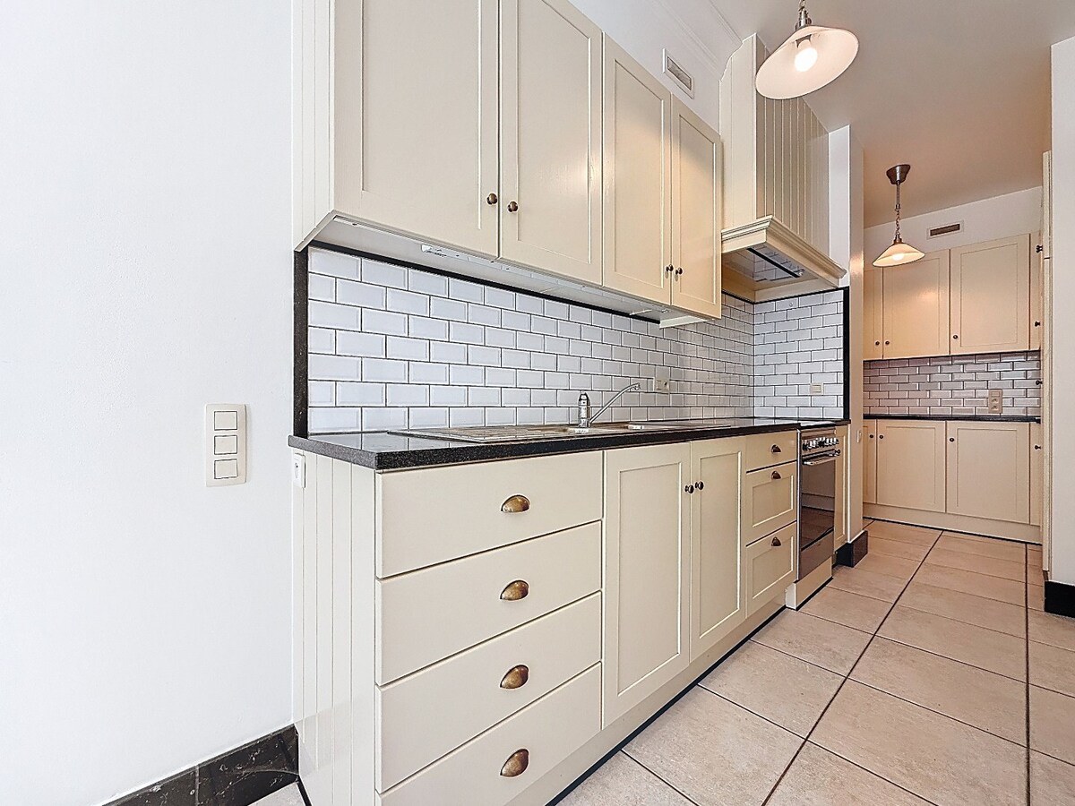 Ruime en instapklare HOB met zuidgerichte tuin te Bevegem 