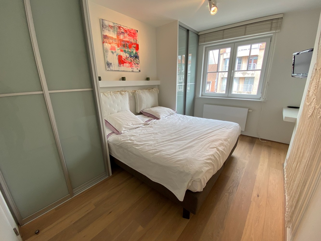 Meublé: Appartement très confortable et parfaitement entretenu, situé dans la Zoutelaan. 