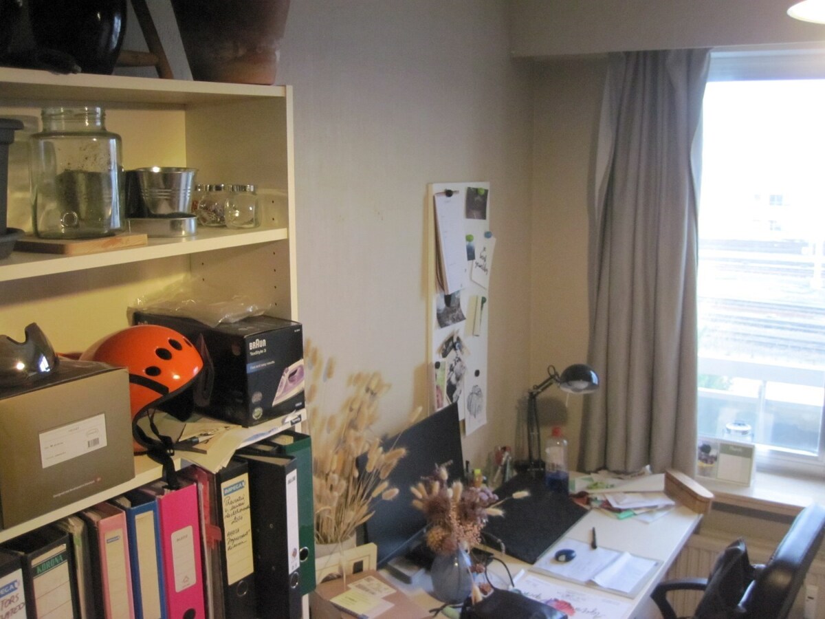 Ruim appartement (4°V) nabij St-Pieters-station 