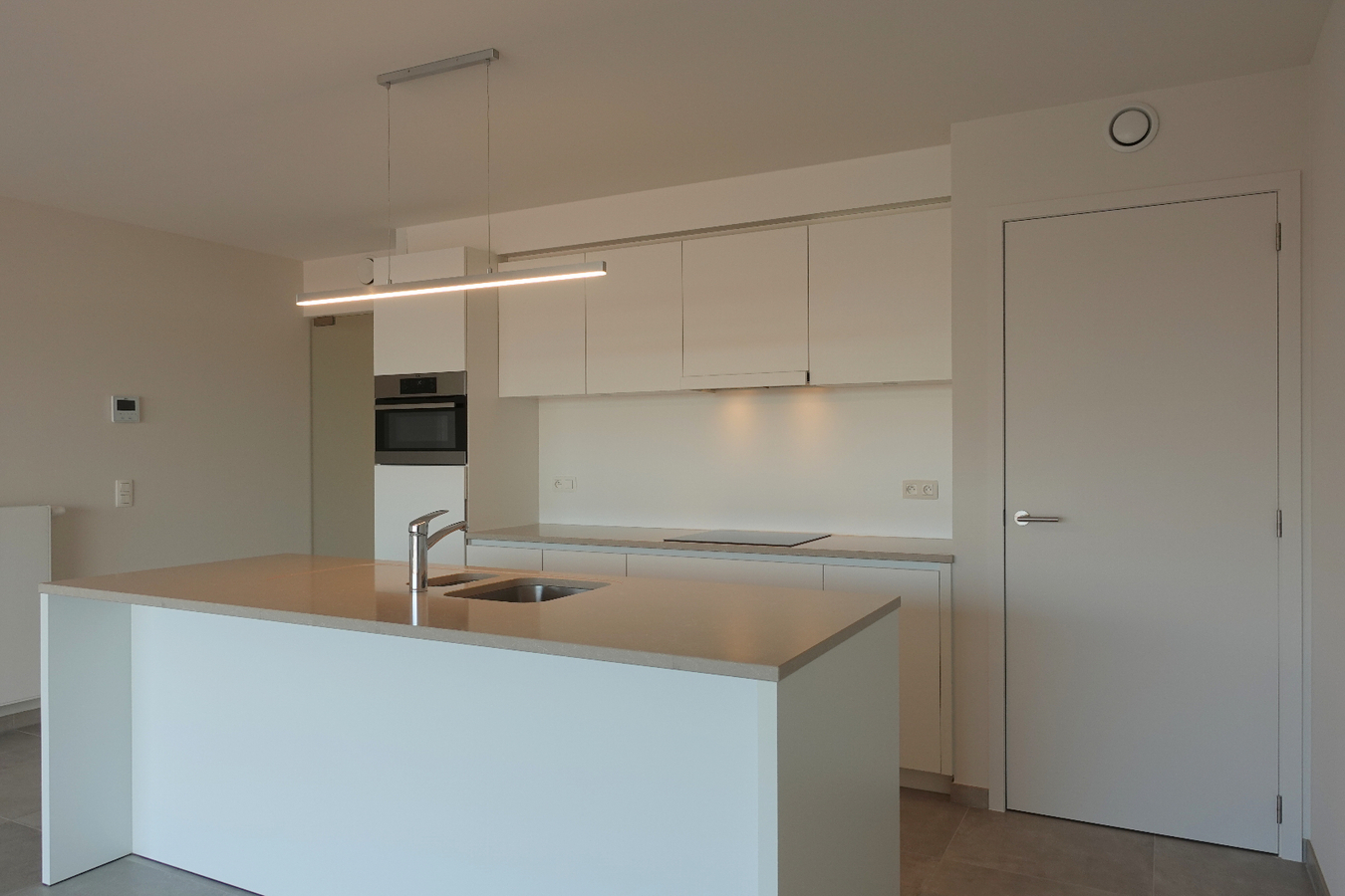 Prachtig nieuwbouwappartement met garage 