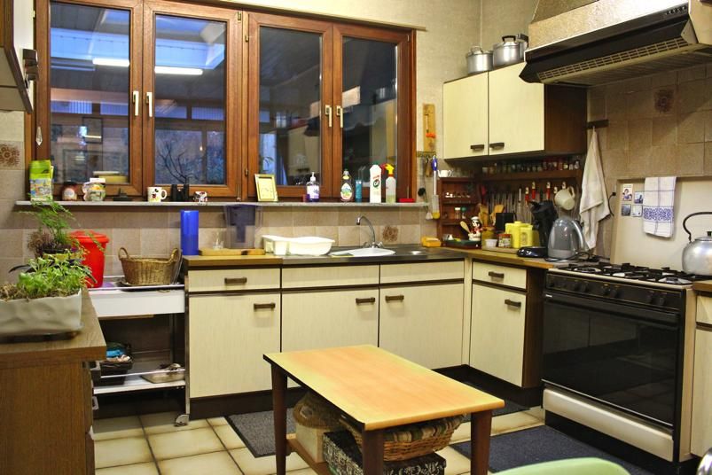 Magnifieke op te frissen gezinswoning met perfecte ligging! 