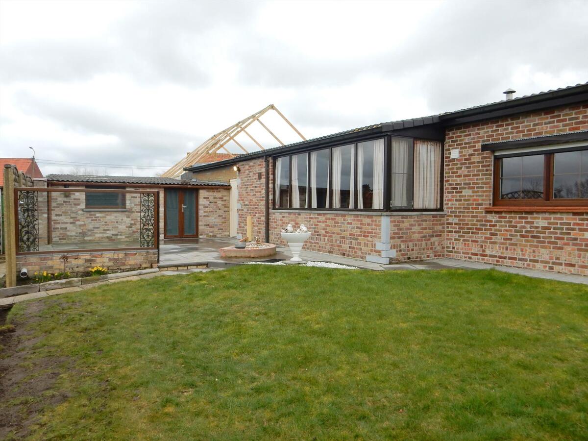 Zéér ruime en rustig gelegen bungalow 