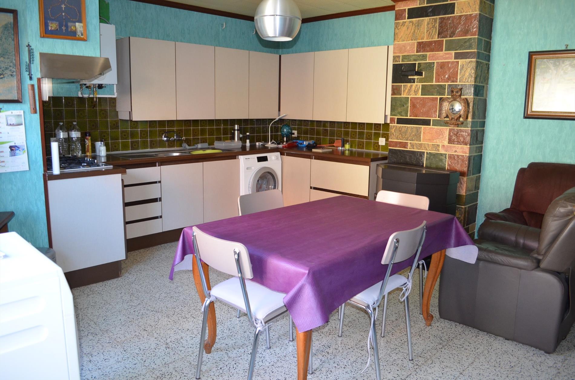 Op te frissen woning op 286m² rustig gelegen te Maldegem 