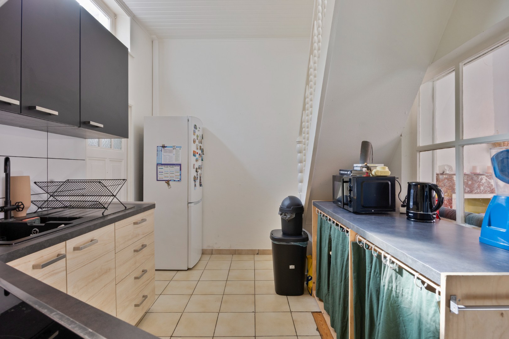 Gezellige rijwoning centraal gelegen bij UZ Leuven en het centrum met zeer ruime garage! - bewoonbare opp. 73 m² 