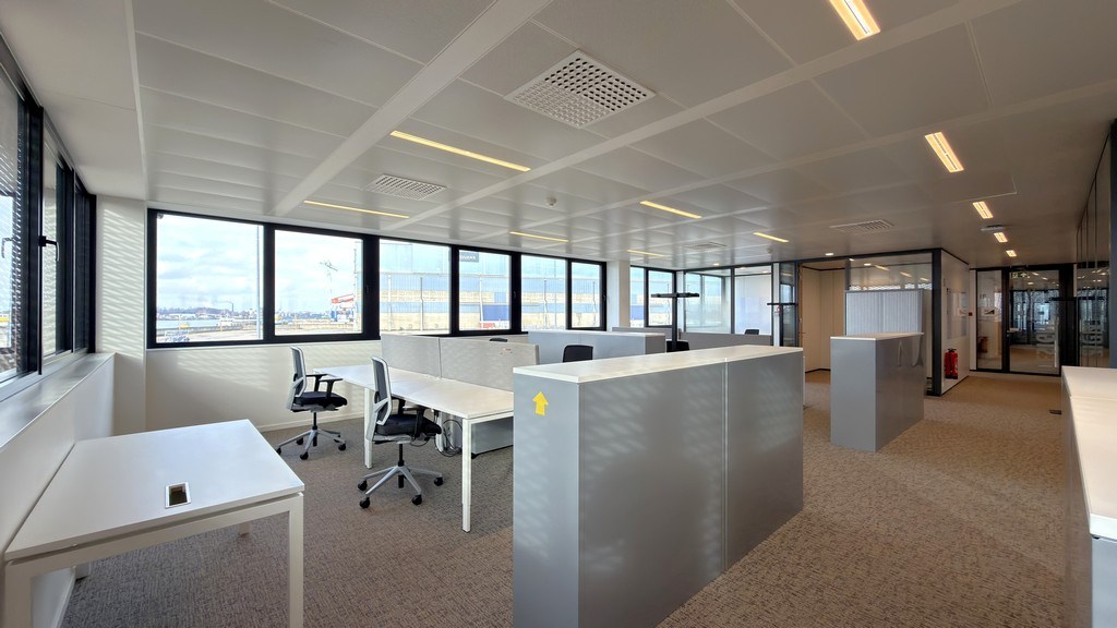 Duurzame kantoren te huur in industriezone te Hoboken