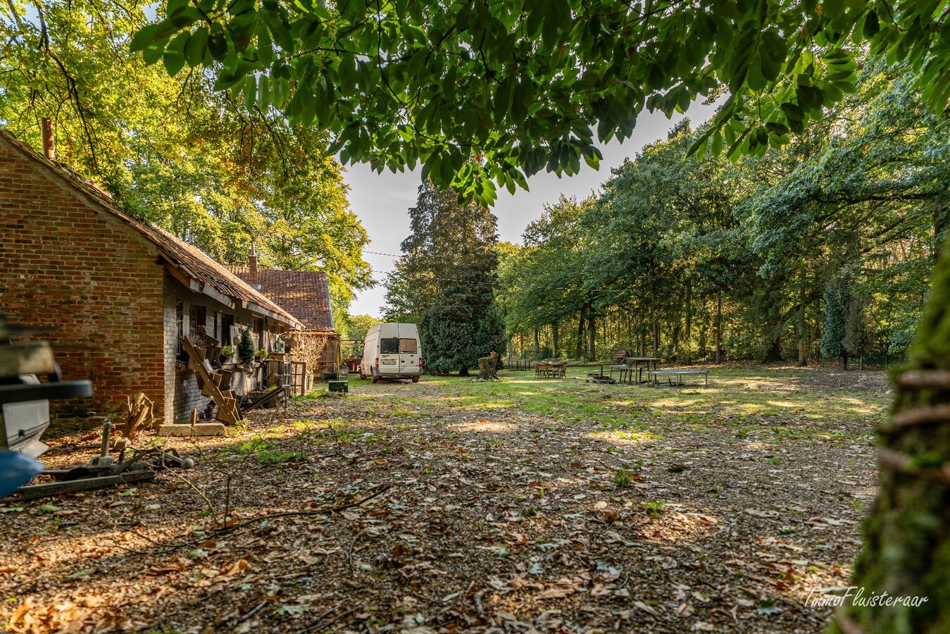 Rustig gelegen woning met renovatiepotentieel op ca. 40 are in Beverlo 